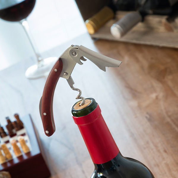 Vinset med schackspel, 37 delar