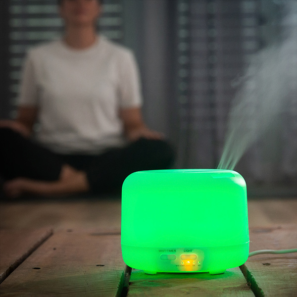 Aromaterapibehumidifier med flera färger