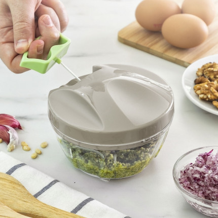 Mini grönsakshackare med snördrag